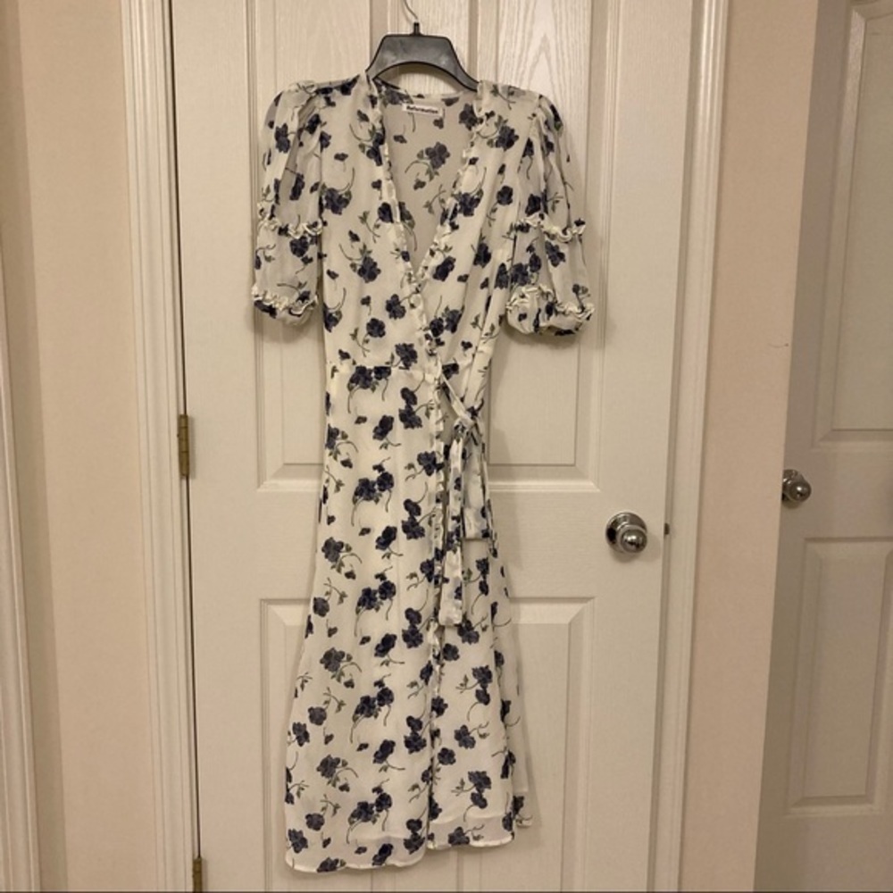 REFORMATION Tanna Floral Wrap Dress with frilly ruffles in Blueberries Size S - Picture 5 of 14